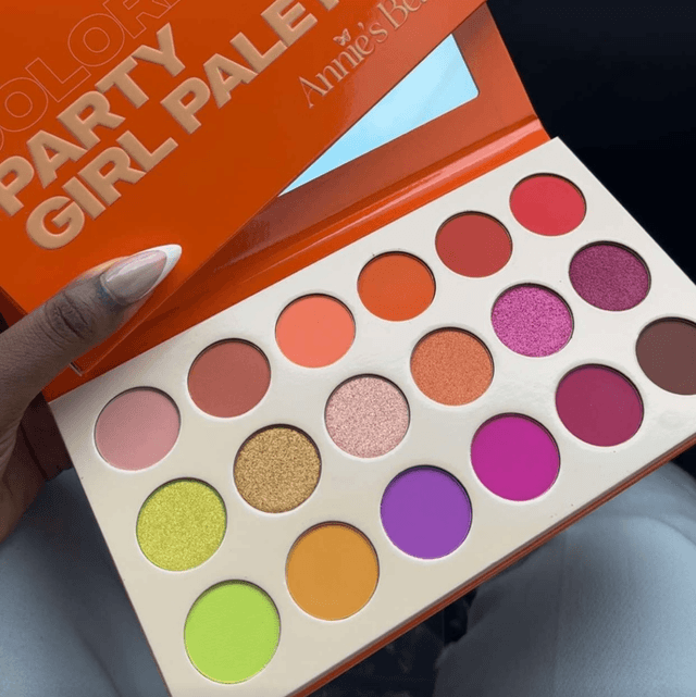 ANNIE’S BEAUTY - Party Girl