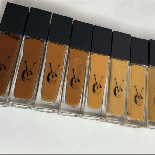 VEE BEAUTY - Lot de 8 fond de teint 